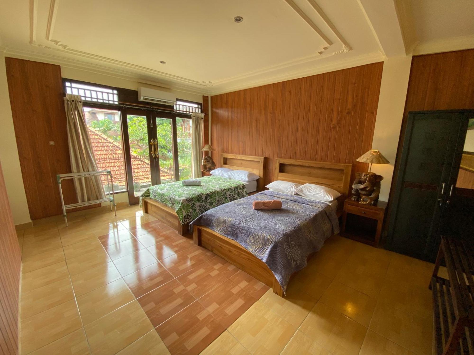 Wahyu Accomodation Ubud Esterno foto